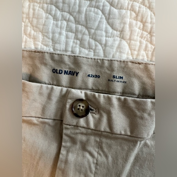 Old Navy Men’s Slim Built-In Flex Rotation Chino 42x30 - Khaki - Picture 3 of 3